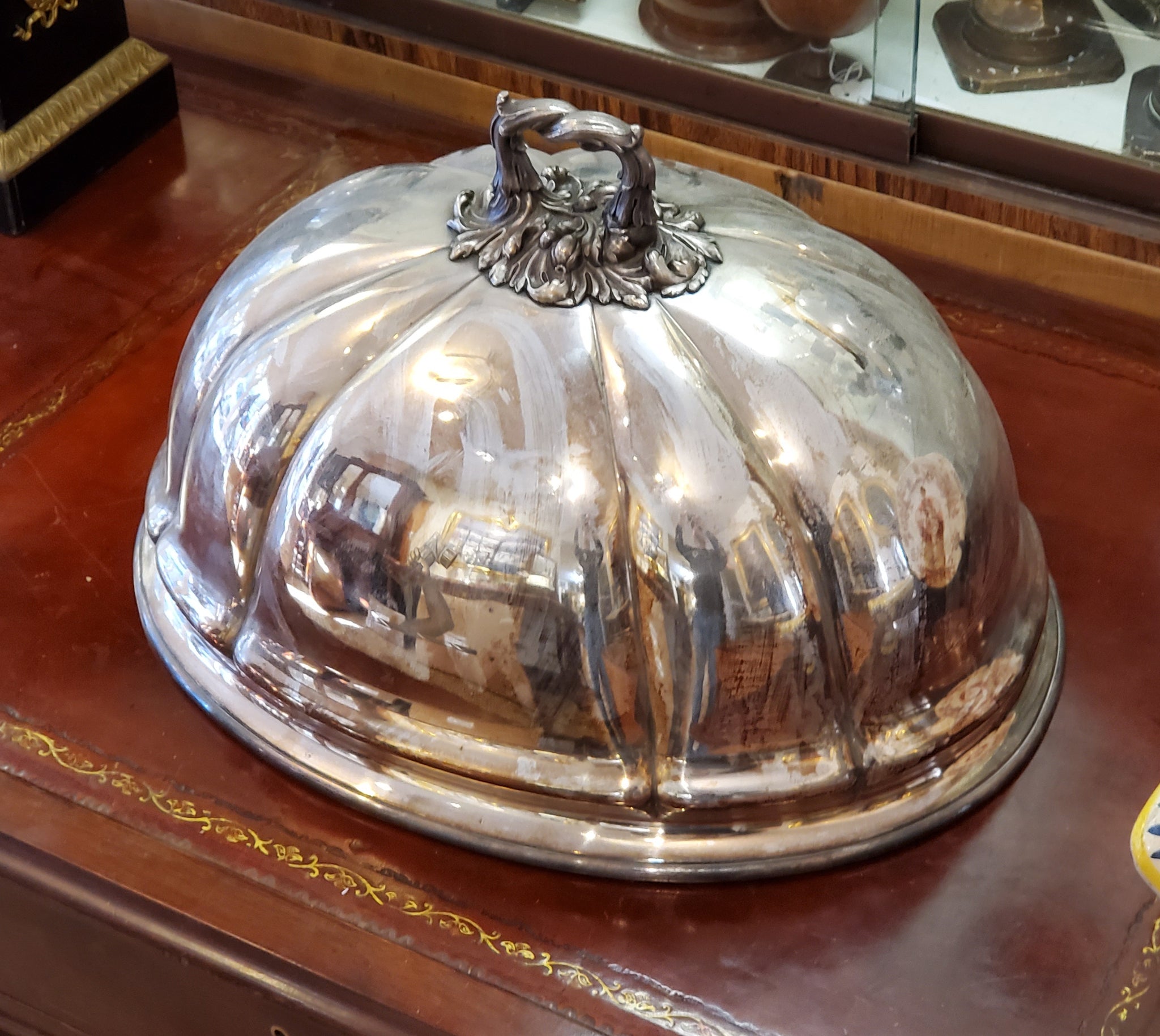 Antique Sheffield Silver Serving Dish Plate Cover by Roberts Smith Company circa 1830 (19th Century).