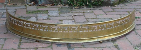 Antique George III Brass Bow Front Fender circa 1800 (early 19th Century).