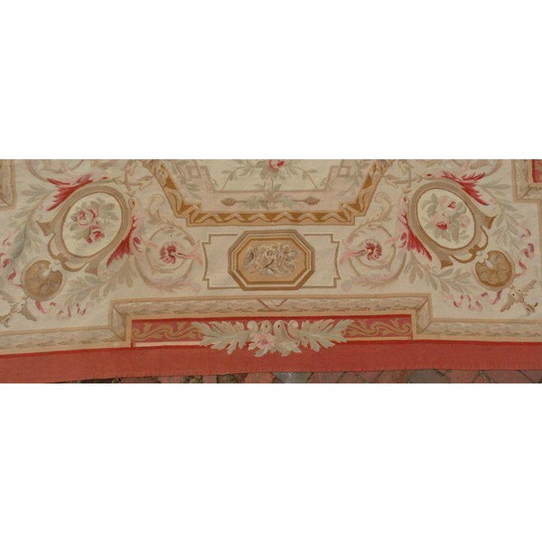 Vintage French Aubusson Carpet Rug circa 1920s (early 20th century).