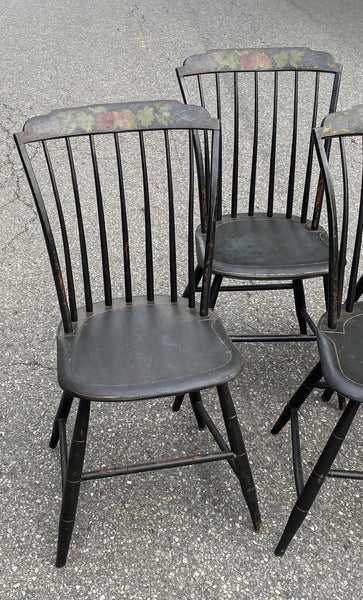 Set of Four Antique American Windsor Step Down Chairs Makers Stamp circa 1815 (early 19th Century American furniture for sale).